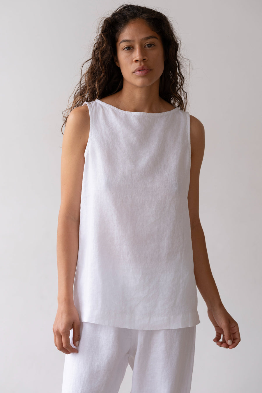 DONNI. The Linen Shell