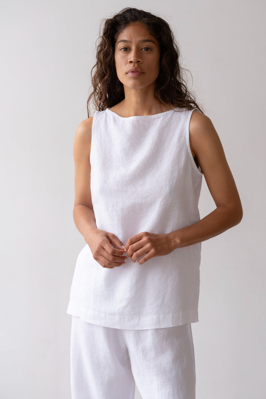 DONNI. The Linen Shell
