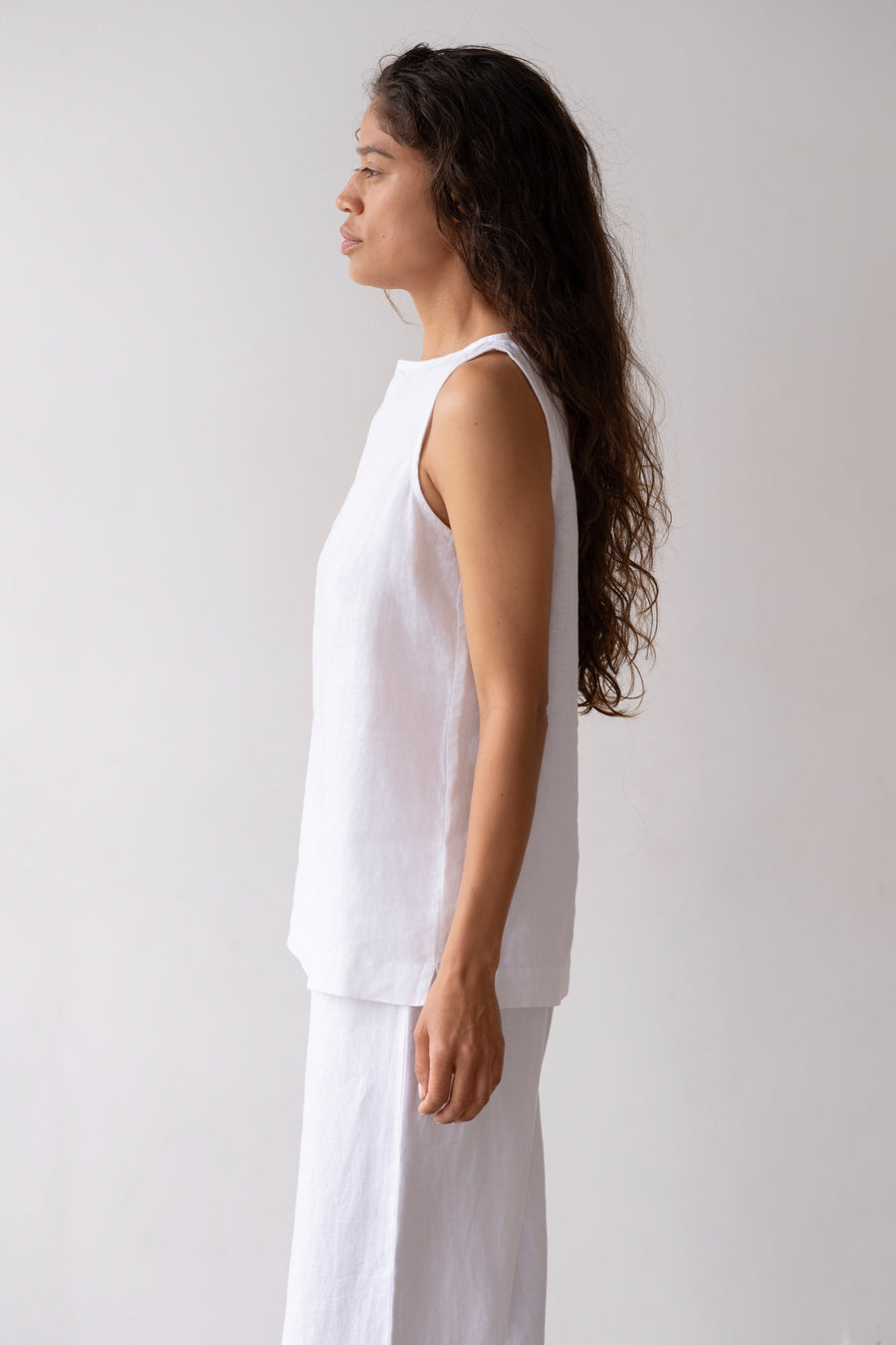 DONNI. The Linen Shell