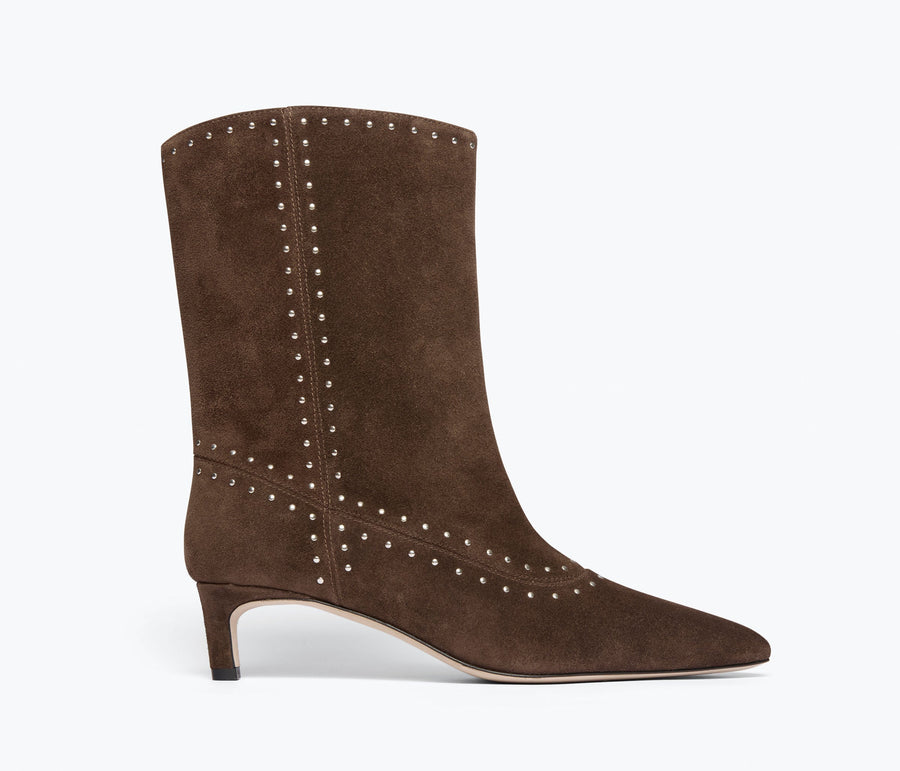 Freda Salvador Tricia Boot